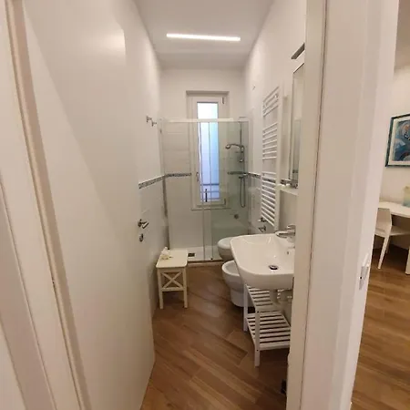 Benedetta E Isabelle Πανσιόν