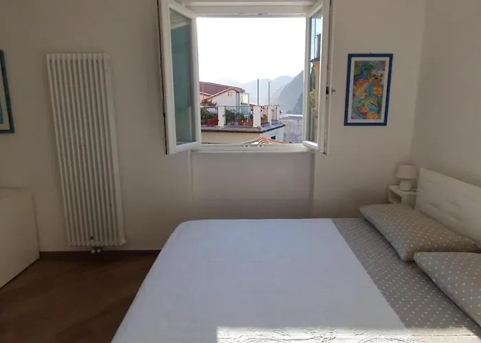 Benedetta E Isabelle 3* Vernazza