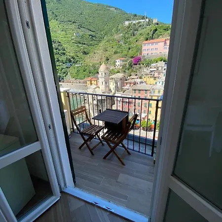 Benedetta E Isabelle 3* Vernazza